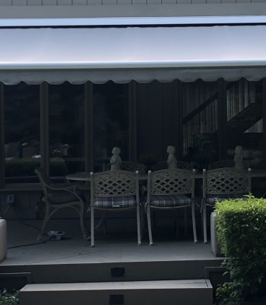 Retractable Awnings header